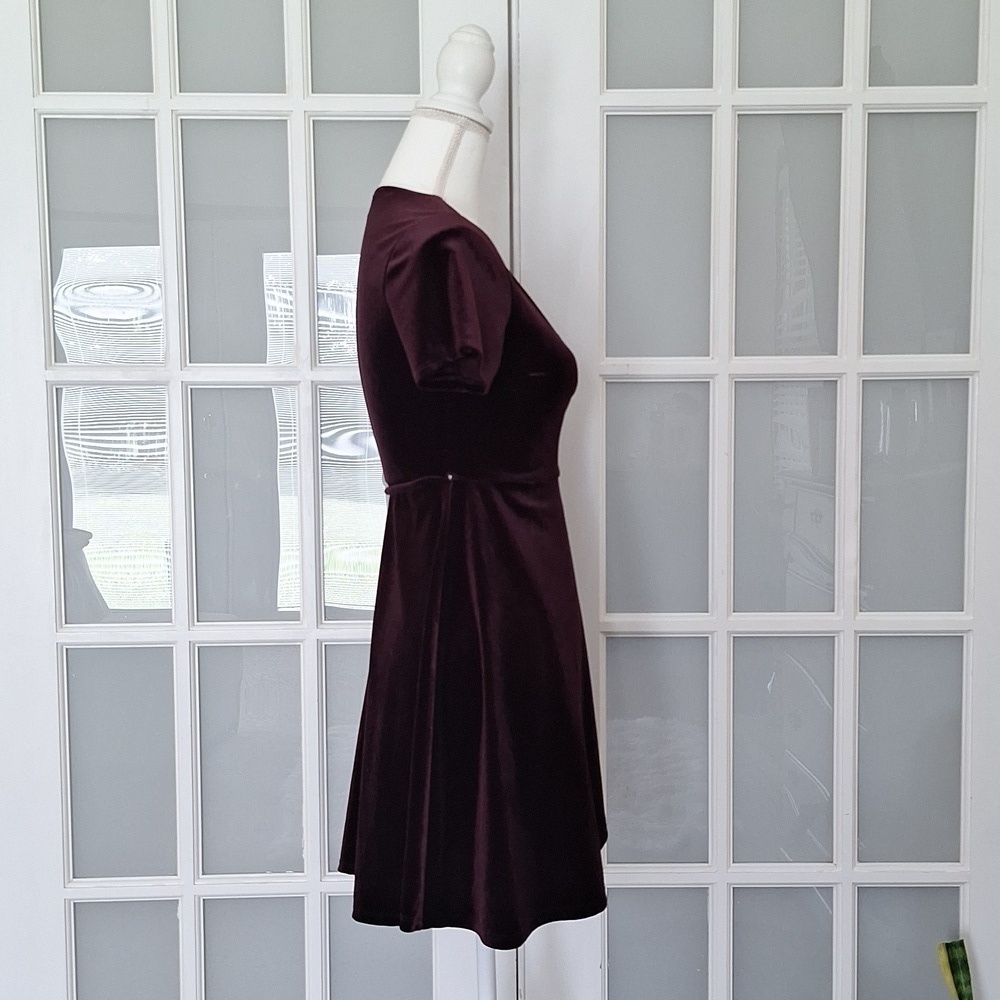 One Clothing Los Angeles Plum Velvet Wrap Dress - Picture 4 of 16